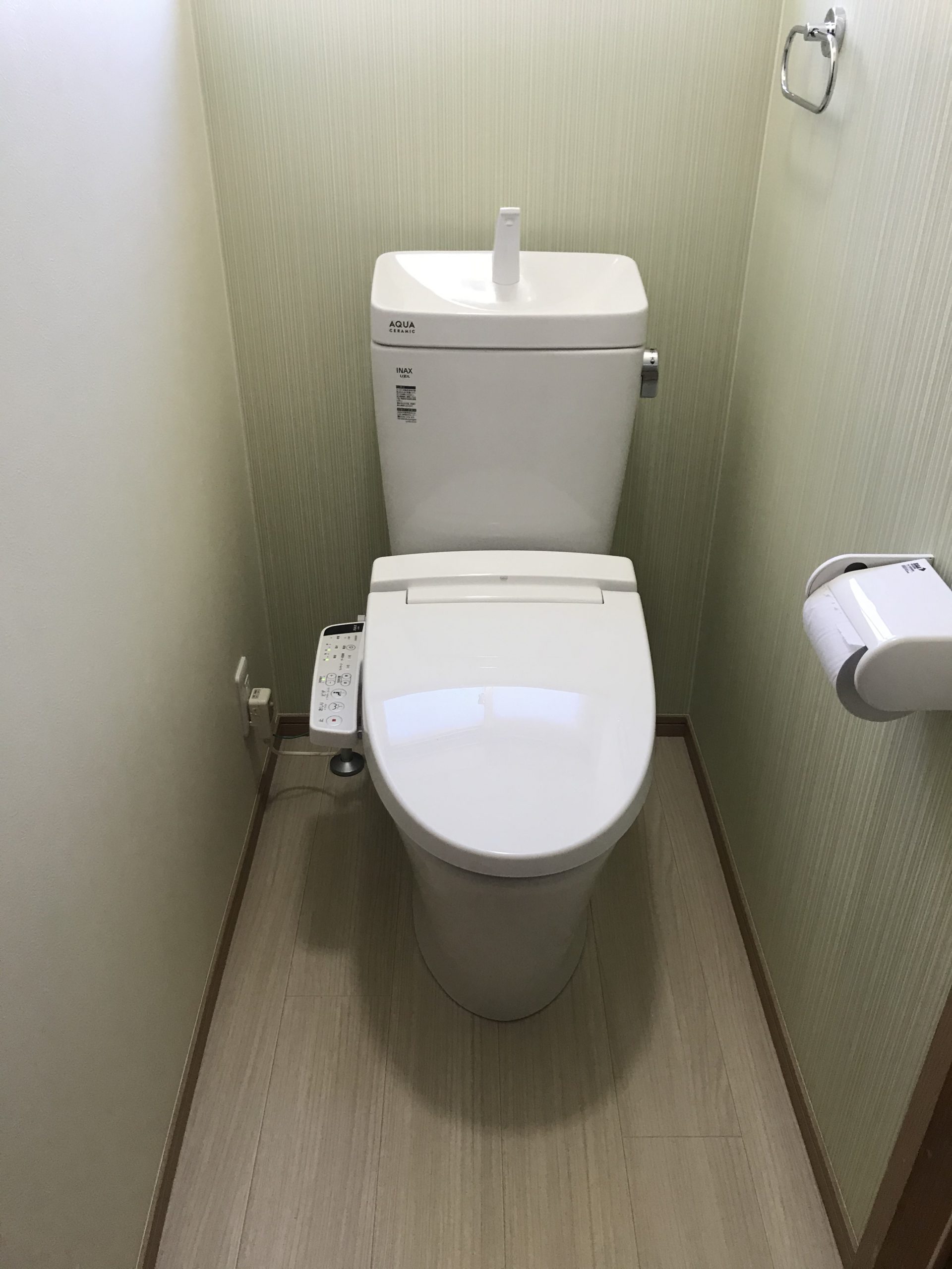 掃除性の良い便器へ　トイレのリフォーム